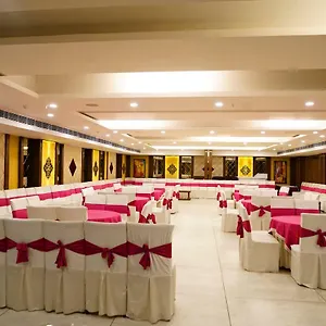 hotel-park-grand.shimlahotels.net/